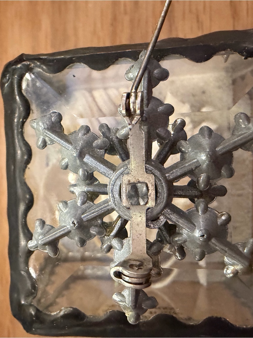 Mid-Century Rhinestone Snowflake Brooch Pin - Picture 5 of 5
